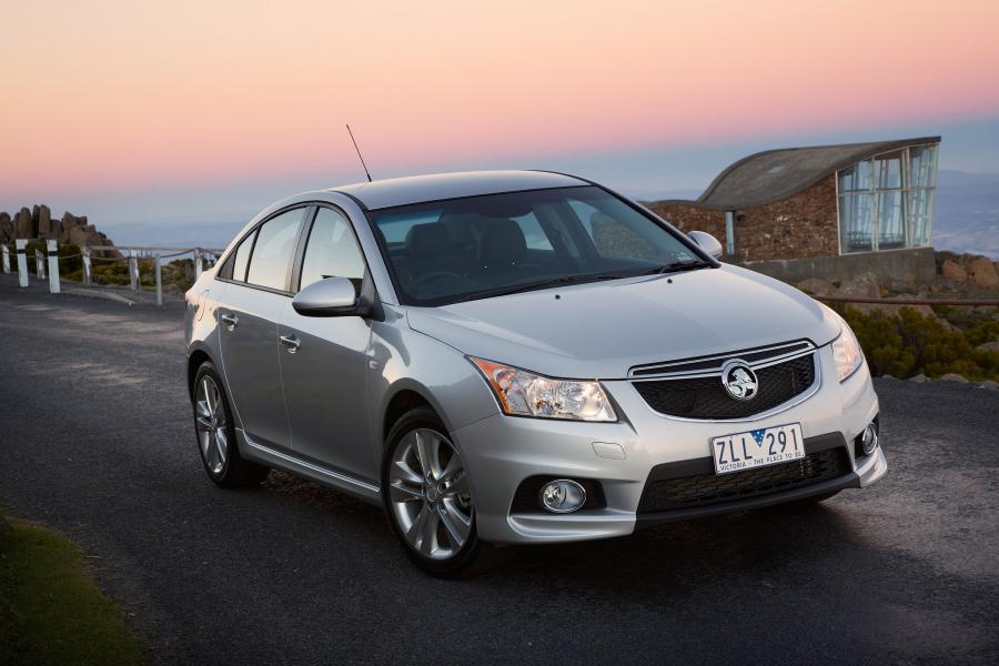  Holden Cruze 2013 года  (фото 18 из 33)